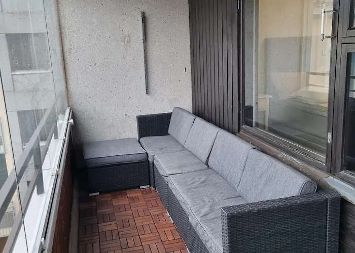 公寓 Stylish Two-room With Balcony & Great Views 赫尔辛基